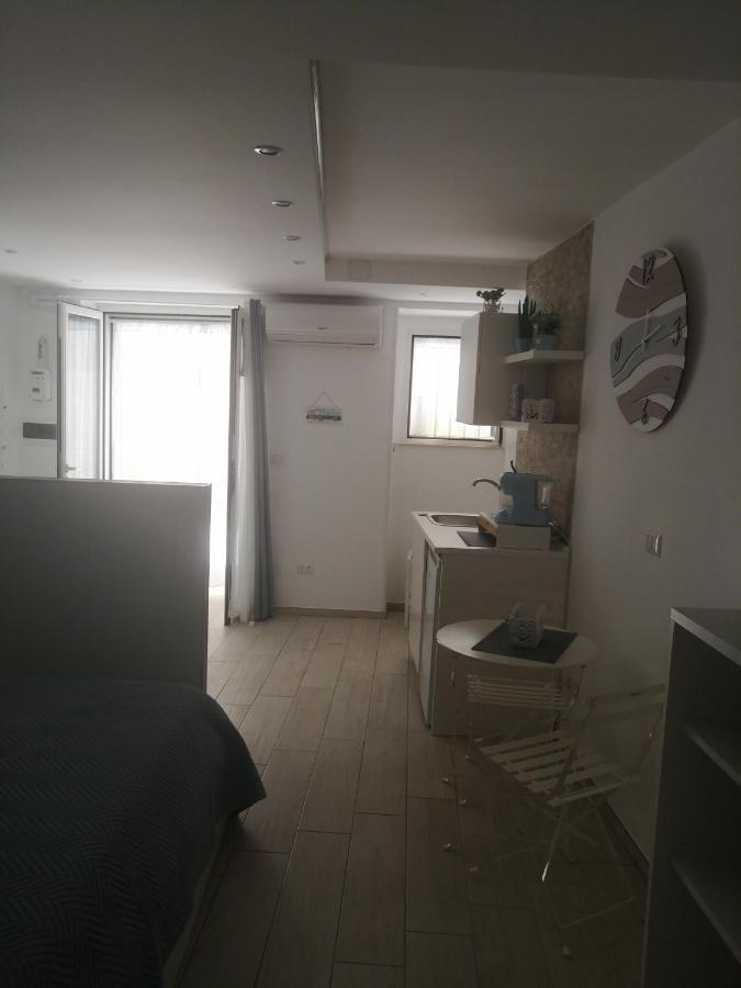 La Casa Dei Nonni Hotel Bari Luaran gambar