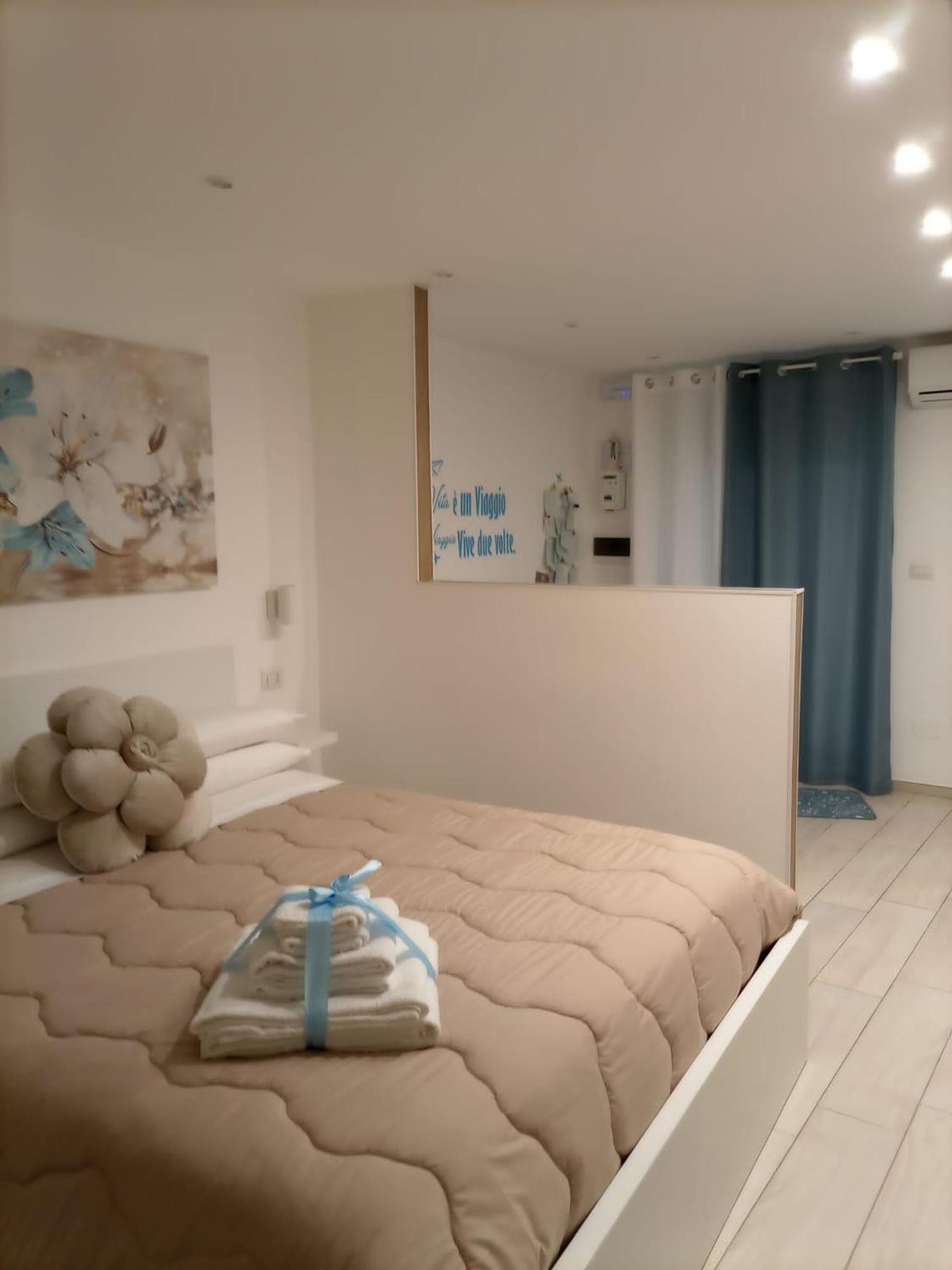 La Casa Dei Nonni Hotel Bari Luaran gambar