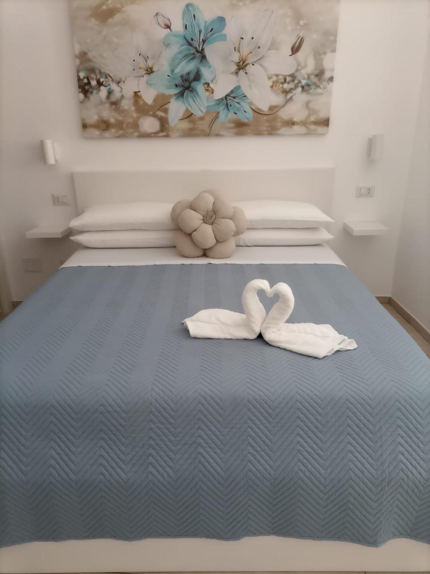 La Casa Dei Nonni Hotel Bari Luaran gambar